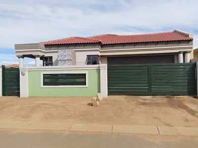 3 Bedroom House For Sale in Sebokeng - 2v3H.webp