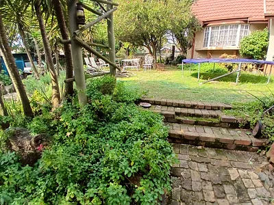 5 Bedroom House For Sale in Springs - img