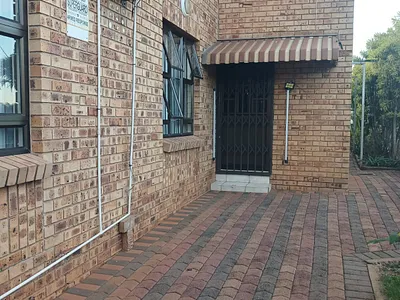 2 Bedroom Apartment To Rent in Durban - img