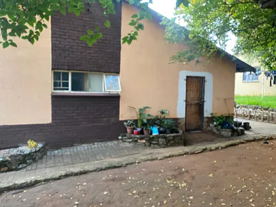 3 Bedroom House For Sale in Roodepoort - waRw.webp