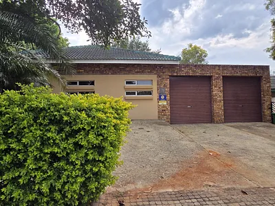 5 Bedroom House For Sale in White River - eJis.webp