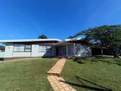 4 Bedroom House For Sale in East London - LAjq.webp