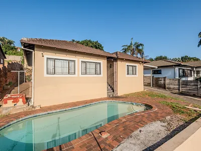 3 Bedroom House For Sale in Durban North - img