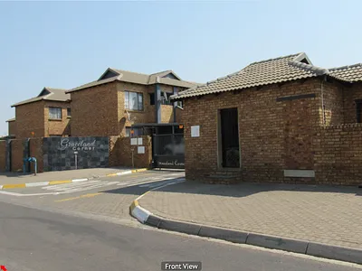 2 Bedroom Townhouse For Sale in Germiston - eUae.webp