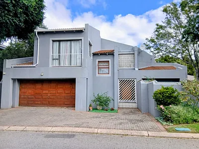 4 Bedroom House To Rent in Sandton - img