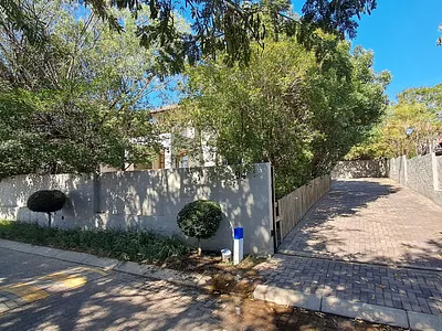 3 Bedroom House For Sale in Randburg - W8g5.webp
