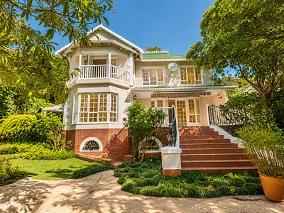3 Bedroom Townhouse For Sale in Kloof - b7EQ.webp