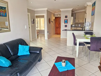 2 Bedroom Apartment For Sale in Jeffreys Bay - qHM3.webp