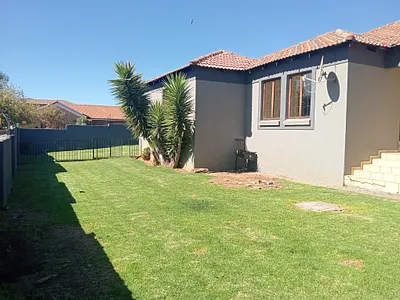 4 Bedroom House To Rent in Witbank - cEez.webp