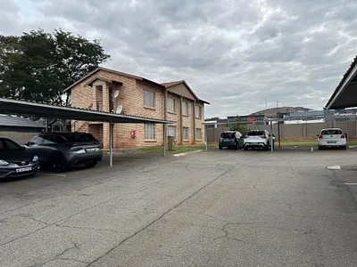 2 Bedroom Apartment For Sale in Rustenburg - ElPH.webp