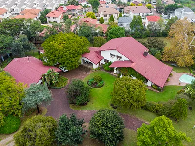 4 Bedroom House For Sale in Sandton - img