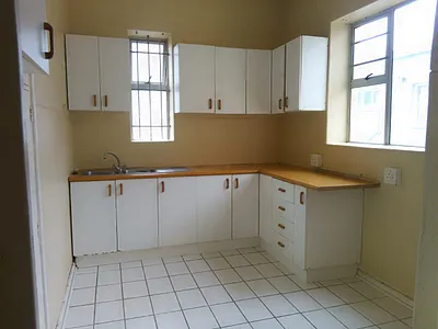 1 Bedroom Apartment To Rent in Port Elizabeth - img