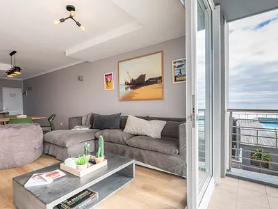 2 Bedroom Apartment For Sale in Blouberg - 1AEe.webp