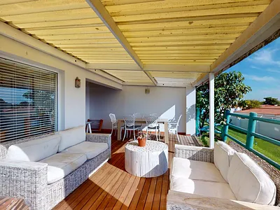 3 Bedroom Townhouse For Sale in Port Elizabeth - img