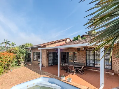 3 Bedroom Townhouse For Sale in Umhlanga - img