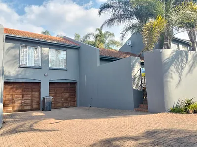 3 Bedroom Apartment For Sale in Pretoria - 1dyh.webp