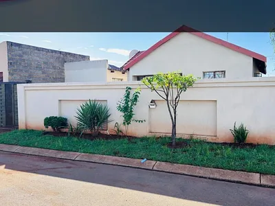 2 Bedroom House For Sale in Boksburg - jjFn.webp