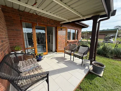 1 Bedroom Townhouse For Sale in Howick - b0bR.webp