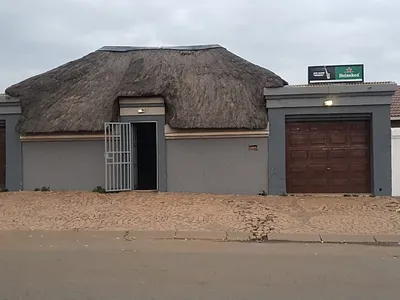 House For Sale in Brakpan - UQA9.webp