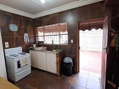 3 Bedroom House For Sale in Nigel - img