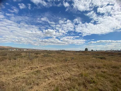 Vacant Land For Sale in Nigel - yiAc.webp