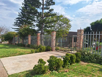 3 Bedroom House To Rent in Uitenhage - img