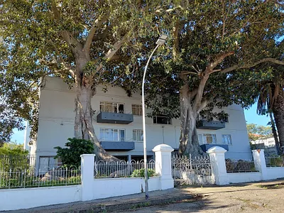 1.5 Bedroom Townhouse For Sale in Uitenhage - img