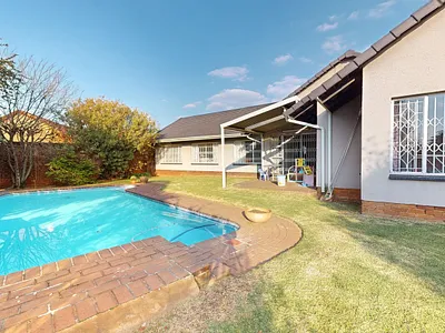 3 Bedroom House For Sale in Boksburg - woTc.webp