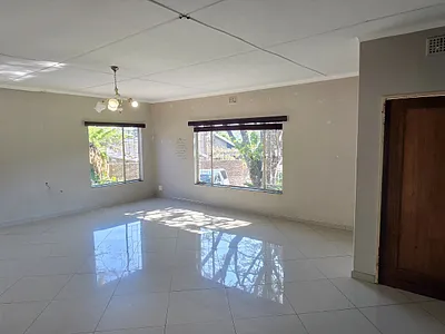 4 Bedroom House For Sale in White River - img