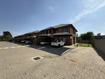 3 Bedroom Apartment To Rent in Boksburg - img
