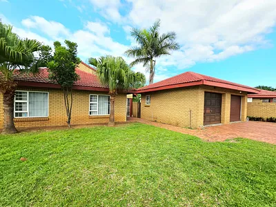 3 Bedroom Townhouse For Sale in Richards Bay - img