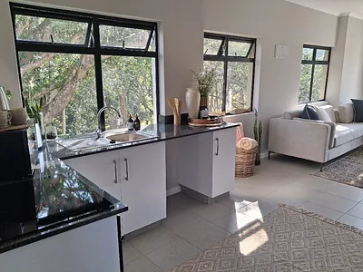 2 Bedroom Apartment For Sale in Hillcrest - 6YKY.webp