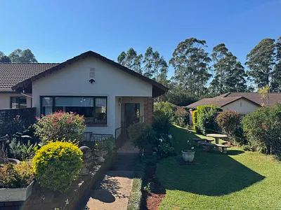 3 Bedroom Townhouse To Rent in Hilton - img