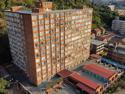 1.5 Bedroom Apartment For Sale in Pretoria - BRb9.webp