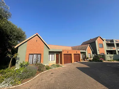 2 Bedroom Townhouse For Sale in Pretoria - img