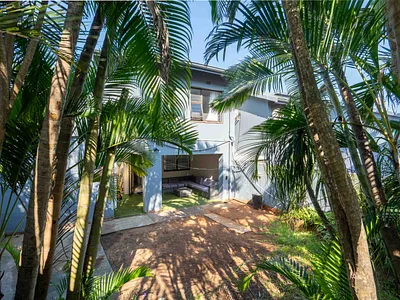 3 Bedroom Apartment For Sale in Amanzimtoti - WC8b.webp