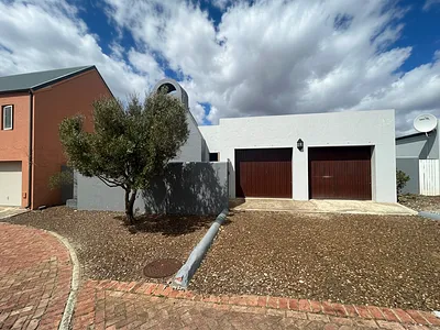 3 Bedroom Townhouse For Sale in Bredasdorp - xH5F.webp