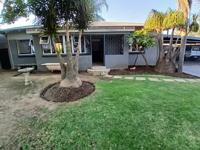 3 Bedroom House For Sale in Nigel - KCTZ.webp
