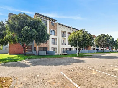 2 Bedroom Apartment For Sale in Midrand - WEN8.webp