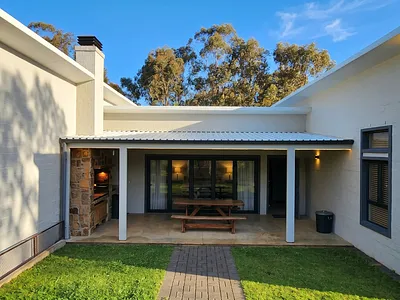 3 Bedroom House For Sale in Swellendam - cFiq.webp