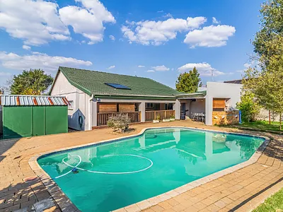 3 Bedroom House For Sale in Edenvale - img
