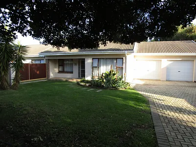 3 Bedroom House For Sale in Humansdorp - img