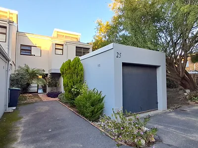 3 Bedroom Apartment To Rent in Bellville - m6gI.webp