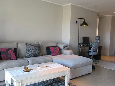 2 Bedroom House For Sale in Johannesburg - qmoh.webp