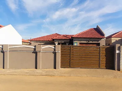 2 Bedroom House For Sale in Sebokeng - OAaQ.webp