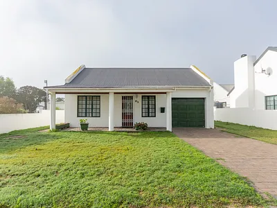 1 Bedroom House To Rent in Velddrif - img