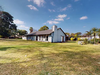 3 Bedroom House For Sale in Boksburg - P0uT.webp