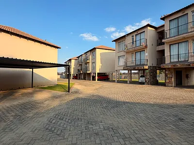 2 Bedroom Apartment For Sale in Potchefstroom - CInD.webp