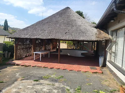 4 Bedroom House For Sale in Johannesburg - bcU0.webp