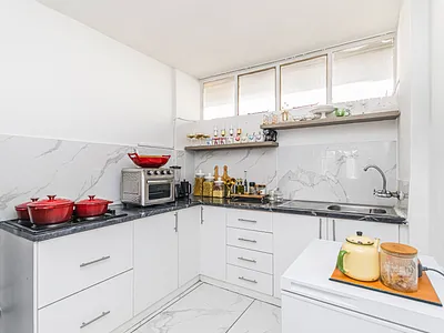 2 Bedroom Apartment For Sale in Roodepoort - NgUf.webp